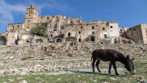 Matera e il borgo fantasma di Craco