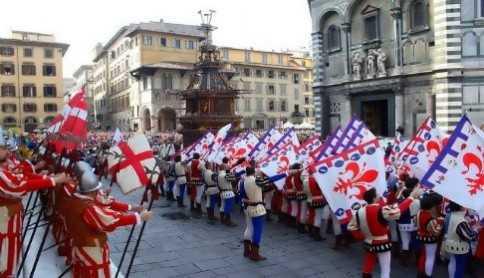 Scoppio del carro a Firenze e pasquetta nel Chianti Scoppio del carro a Firenze e pasquetta nel Chianti
