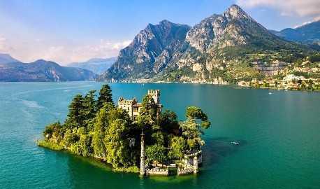 Franciacorta, Crespi d'Adda e lago d'Iseo: tra storia e bollicine Franciacorta, Crespi d'Adda e lago d'Iseo: tra storia e bollicine