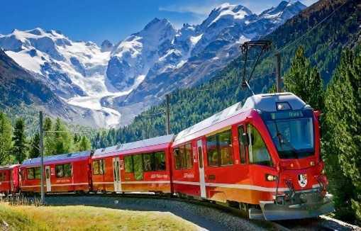 Il Trenino del Bernina e i borghi d'autore: Sirmione, Como e St. Moritz
