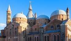 Padova e la cappella degli Scrovegni Padova e la cappella degli Scrovegni