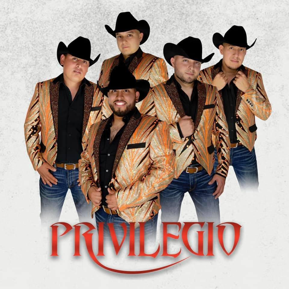 CONJUNTO PRIVILEGIO