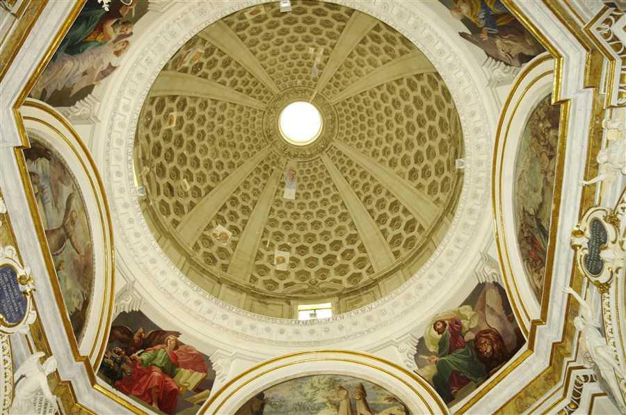 New Church - Chiesa Nuova New Church - Chiesa Nuova