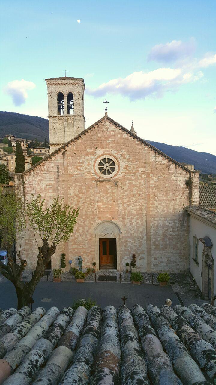 Church of Santa Maria Maggiore (Carlo Acutis' Remains) Church of Santa Maria Maggiore (Carlo Acutis' Remains)