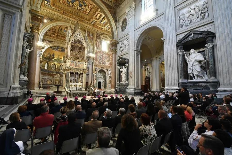 Essential Mass Times - Rome & Major Papal Basilicas Essential Mass Times - Rome & Major Papal Basilicas