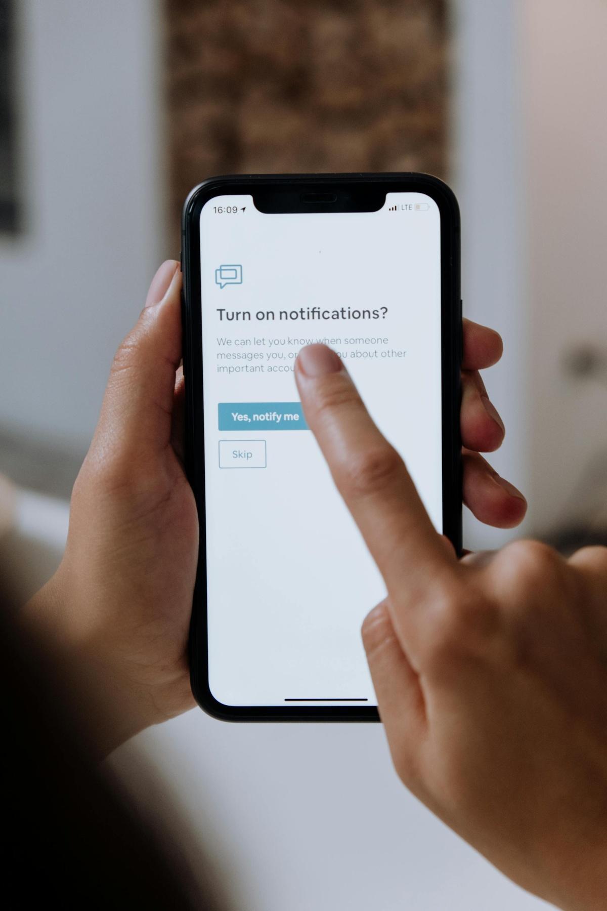 Activate Location Access & Notifications Activate Location Access & Notifications