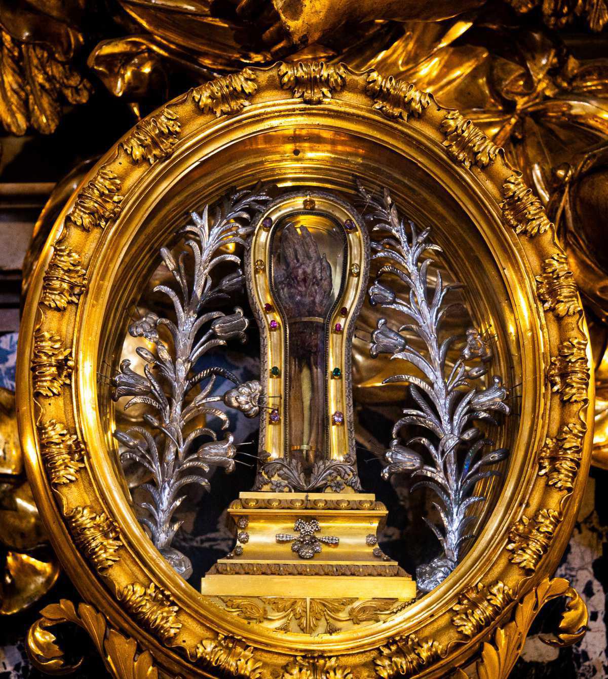 Sts. Ignatius & Francis Xavier - Chiesa del Gesú Sts. Ignatius & Francis Xavier - Chiesa del Gesú