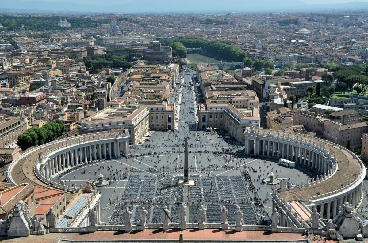 Vatican 101: Fascinating Facts About the Vatican Vatican 101: Fascinating Facts About the Vatican