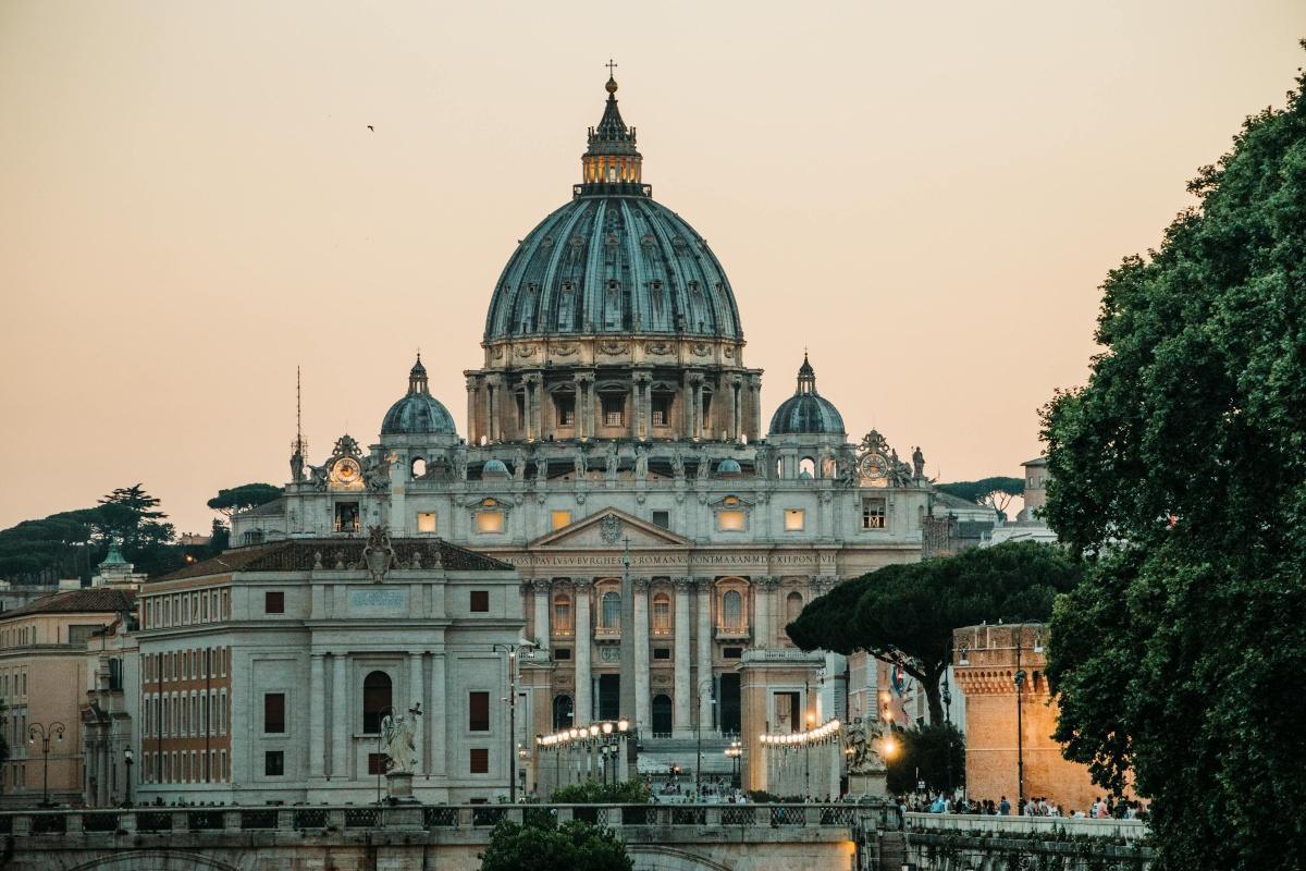 Vatican 101: Fascinating Facts About the Vatican Vatican 101: Fascinating Facts About the Vatican