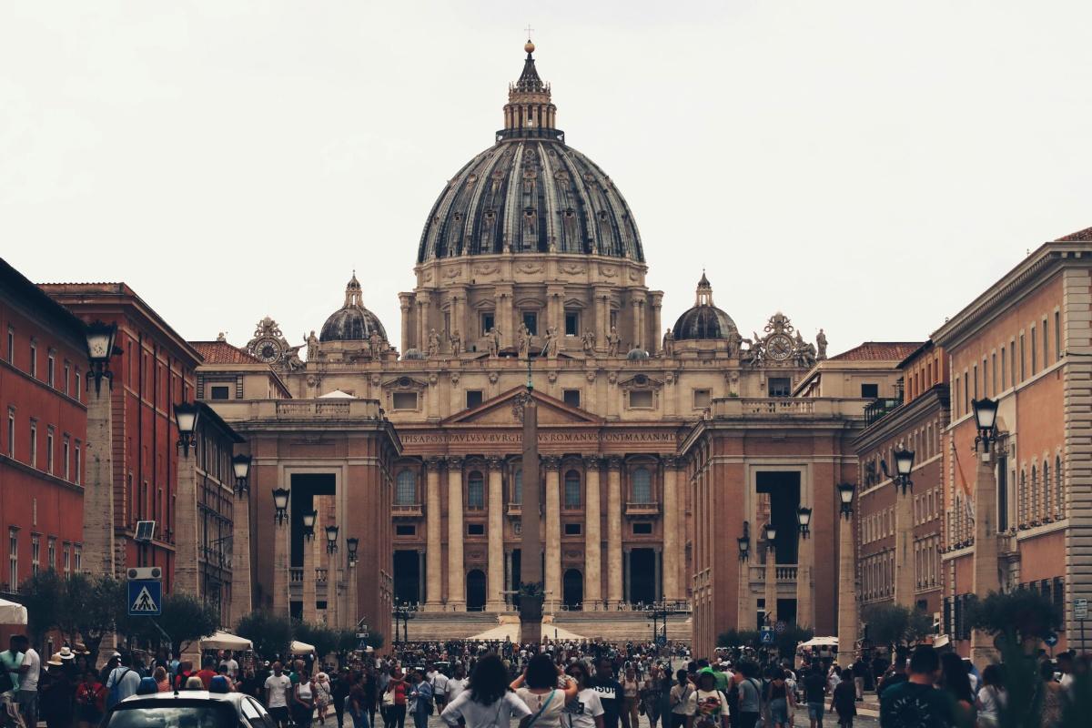 Vatican 101: Fascinating Facts About the Vatican Vatican 101: Fascinating Facts About the Vatican