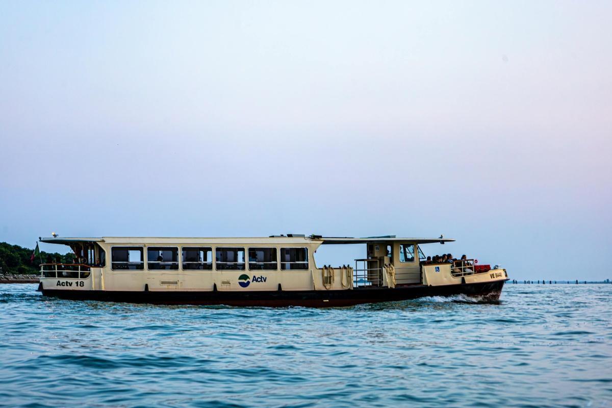 Getting Around Venice: Walking, Vaporetto, Water Taxi, Train, Bus & Airport Transportation Getting Around Venice: Walking, Vaporetto, Water Taxi, Train, Bus & Airport Transportation