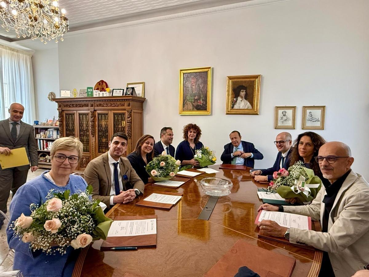 Insediamento della Giunta comunale del Sindaco Crisafulli