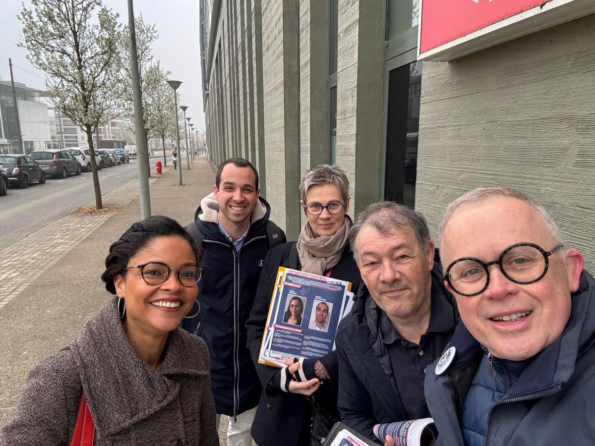 Distribution de nos tracts ! 