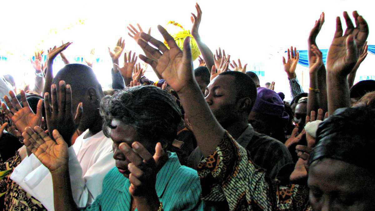  Les Eglises "miraculeuses" et leurs faux prophètes dénoncés pour des viols, des fraudes et des meurtres prospèrent toujours en Afrique du Sud