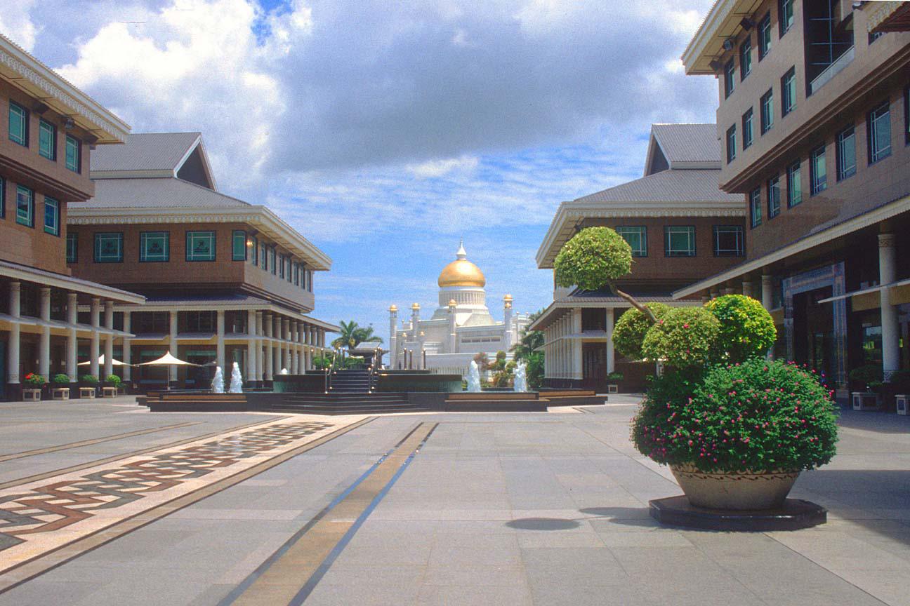 Omar Ali Saifuddin Mosque-Brunei (3)
