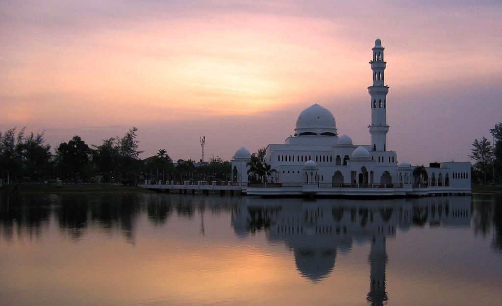 Tengku Tengah Zaharah Mosque- Malaysia