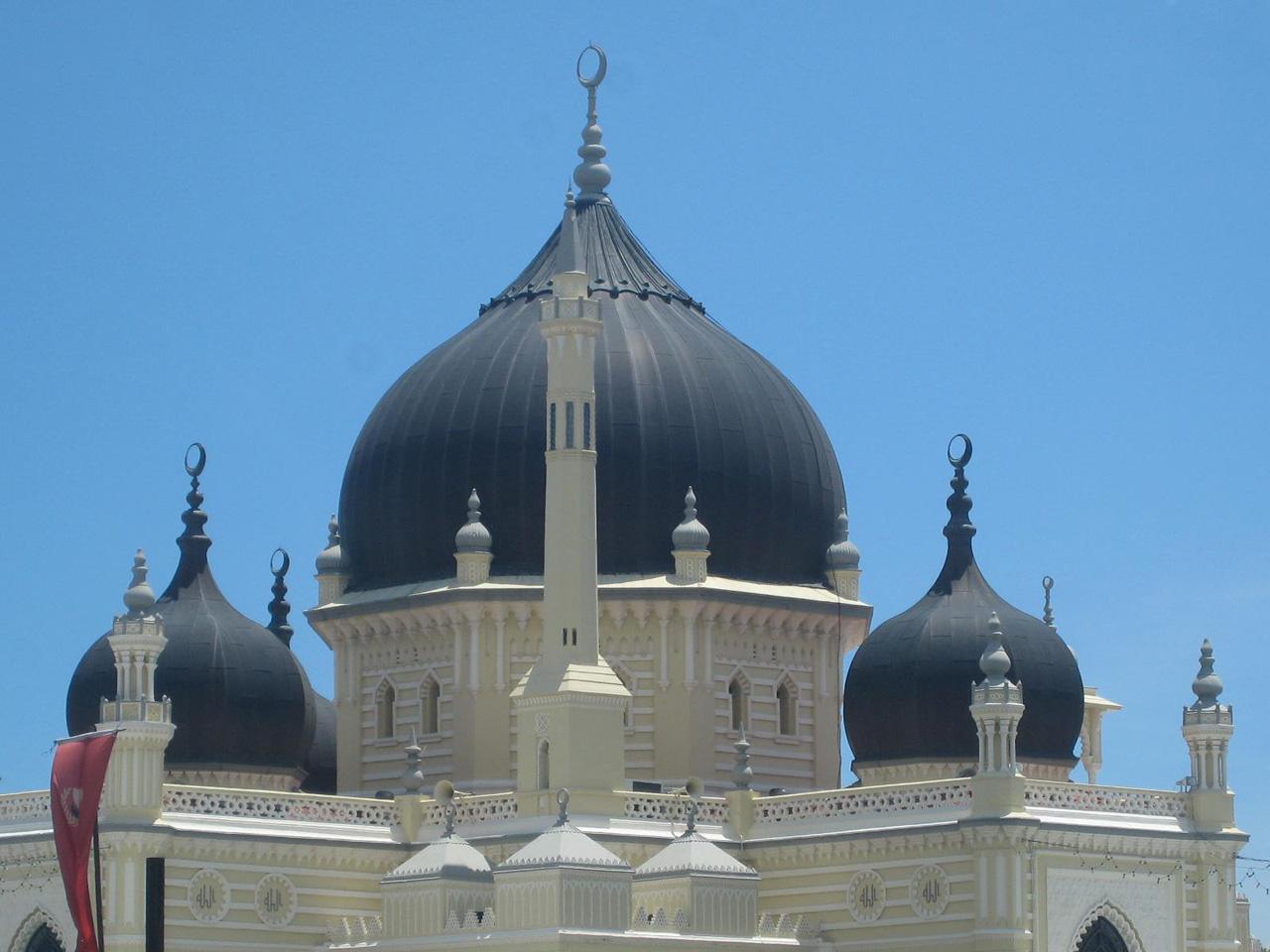 zahir mosque