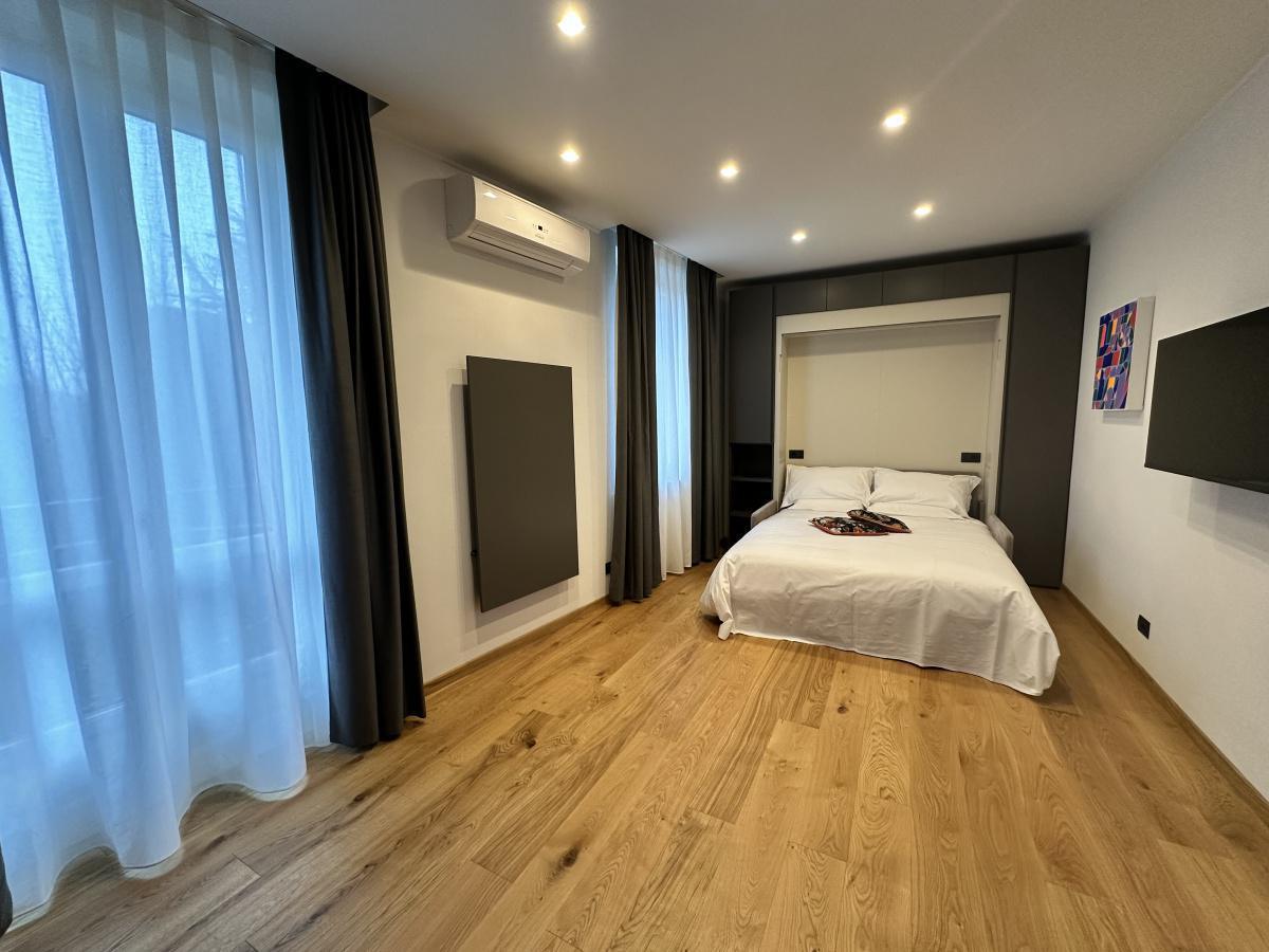 B - Studio Apartment (2nd floor)