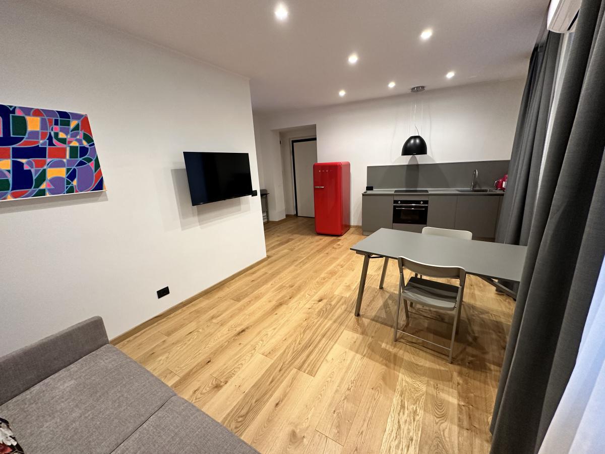 B - Studio Apartment (2nd floor) B - Studio Apartment (2nd floor)