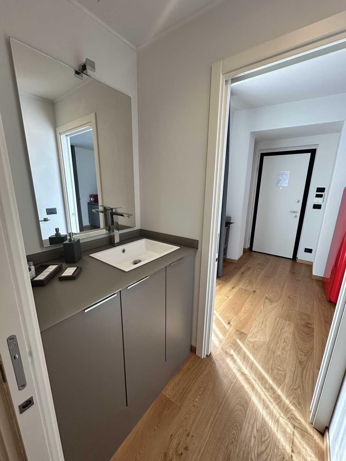 B - Studio Apartment (2nd floor) B - Studio Apartment (2nd floor)