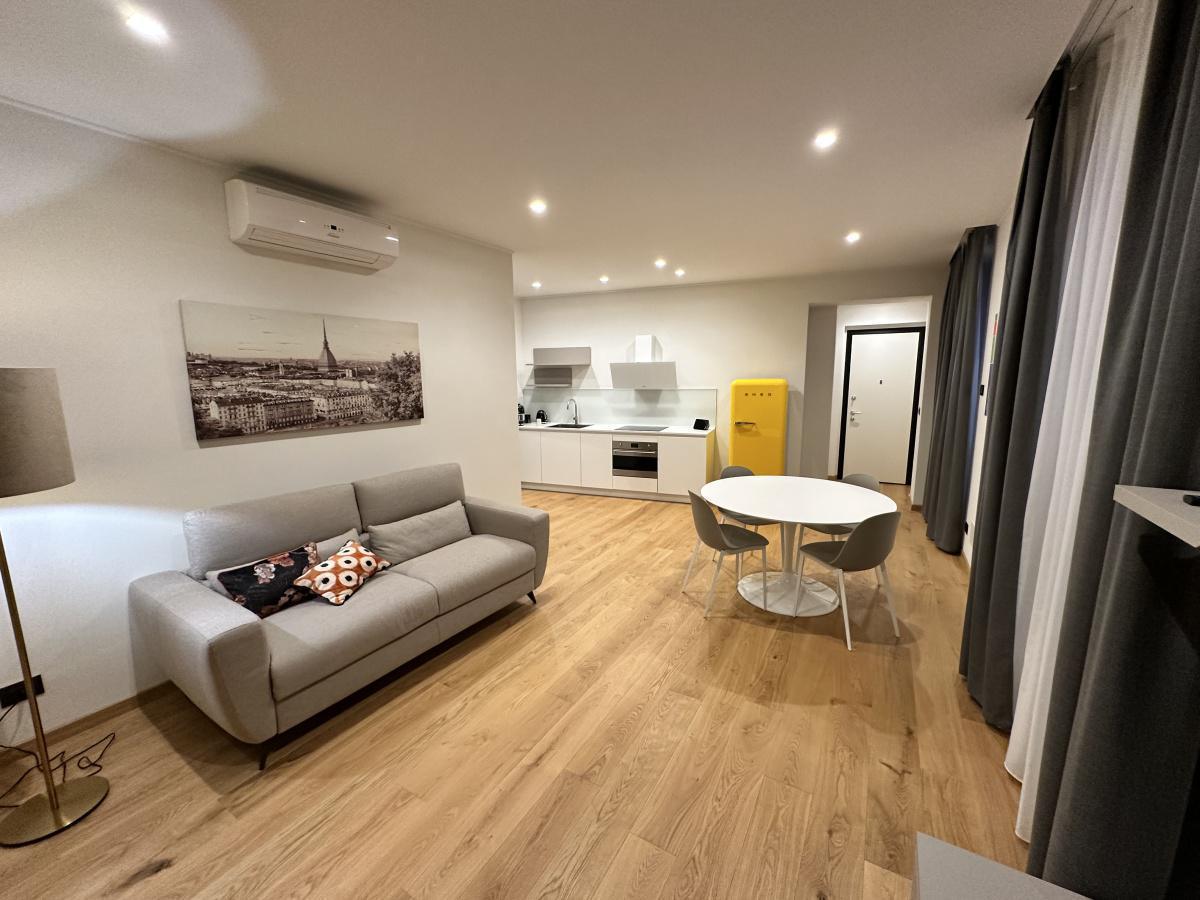 C - Suite Apartment (2nd floor)