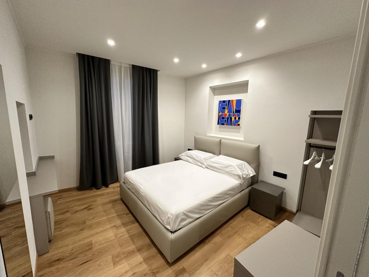 C - Suite Apartment (2nd floor)