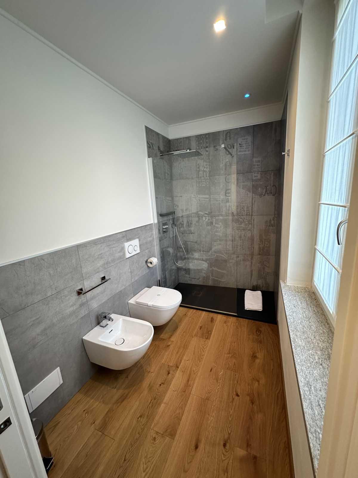 C - Suite Apartment (2nd floor)