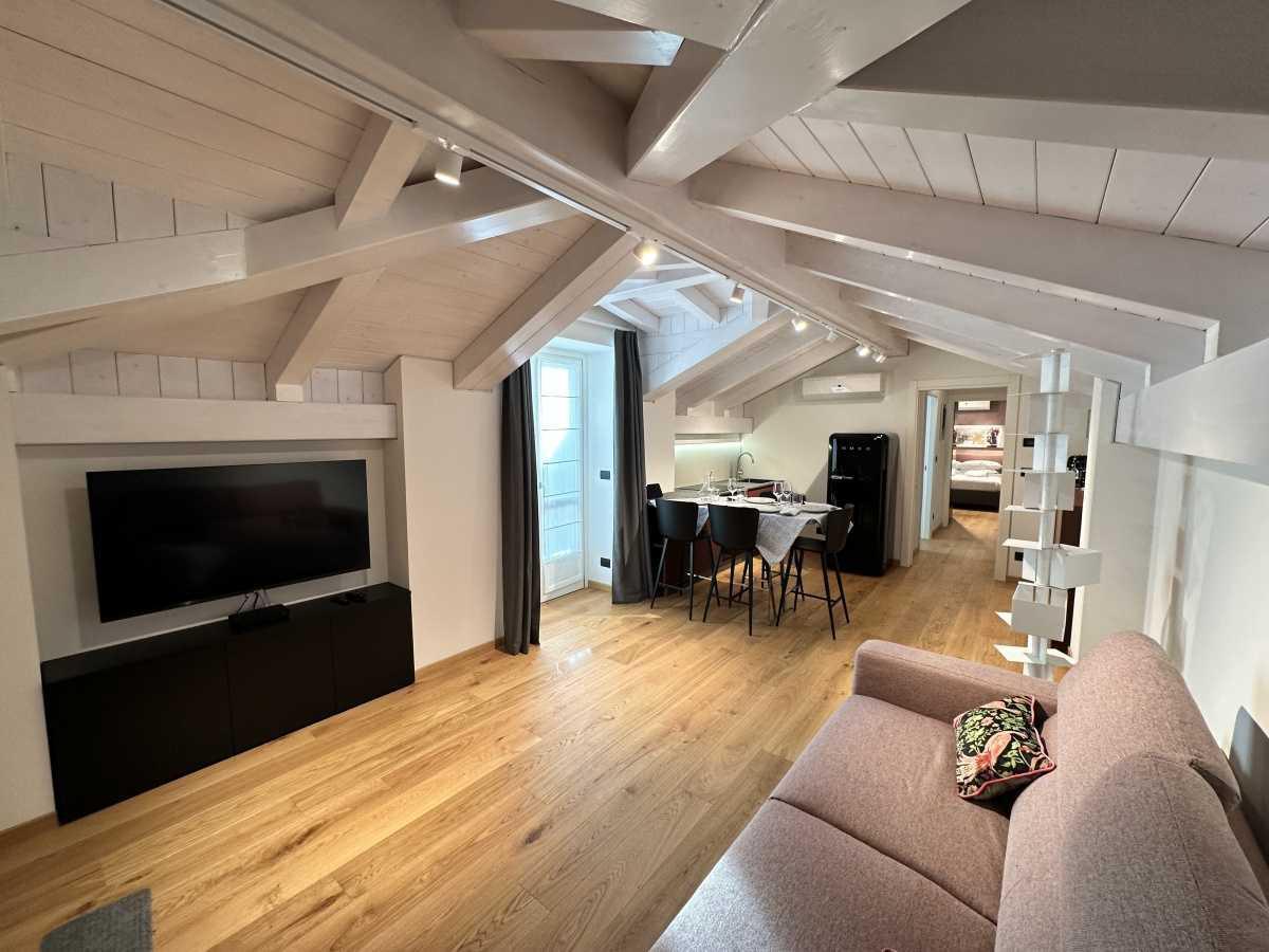 D - Mansard Apartment (2nd floor)