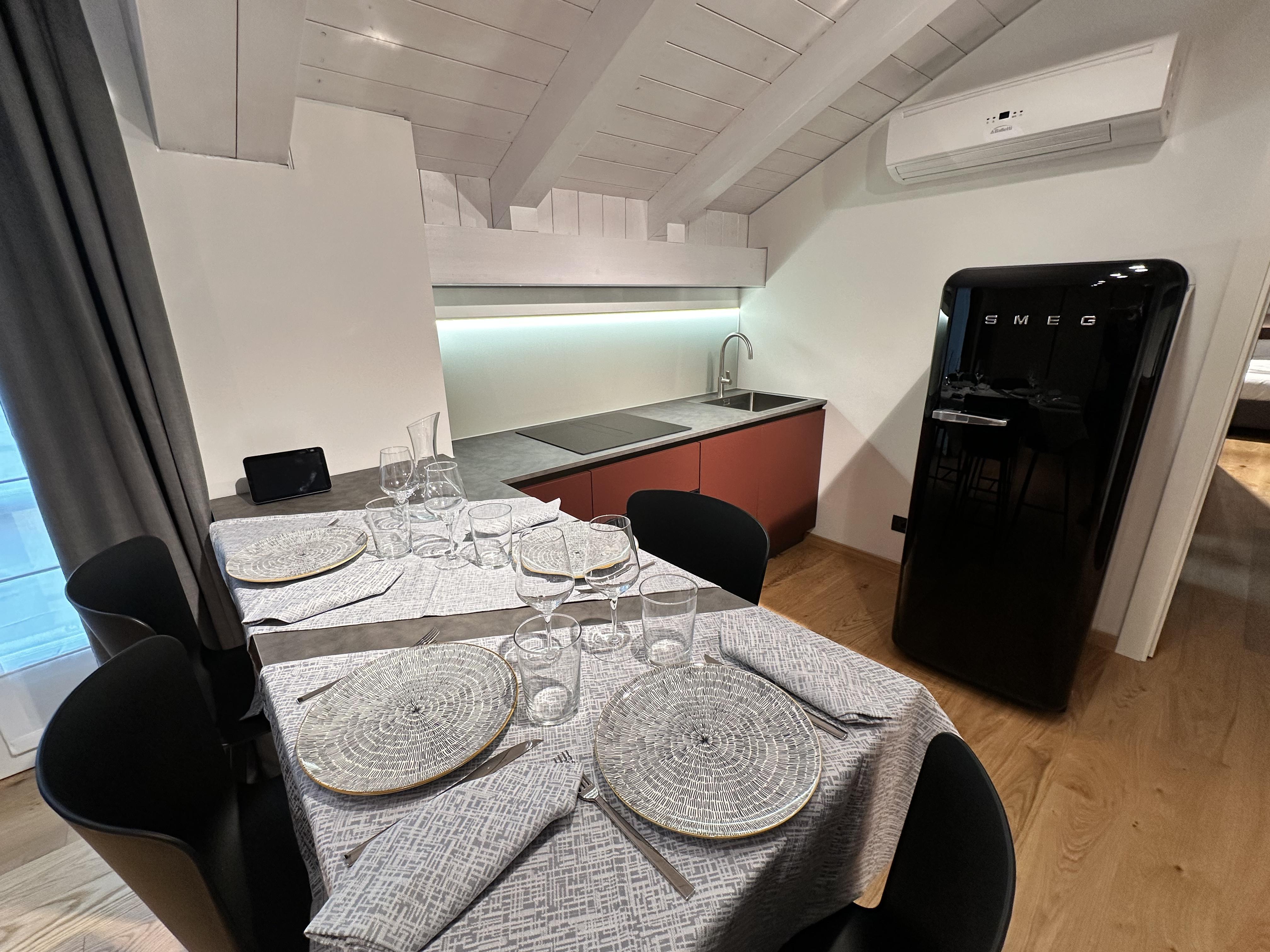 Suite D