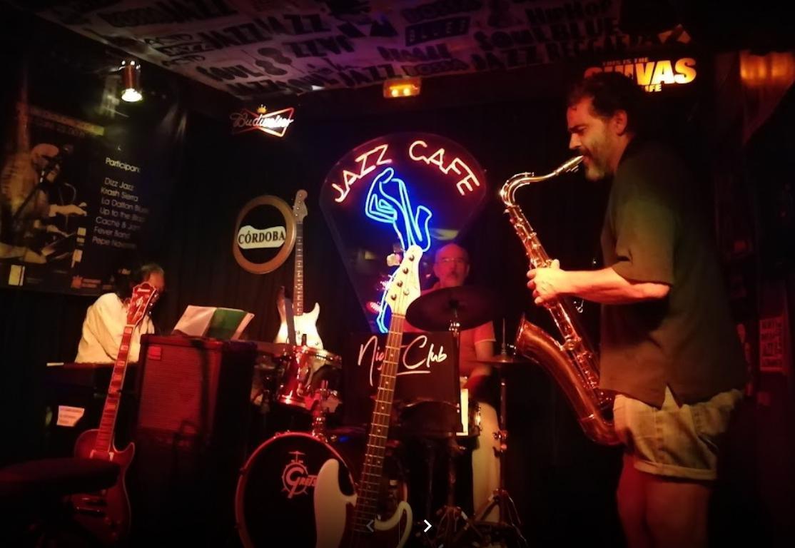 JAZZ CAFE
