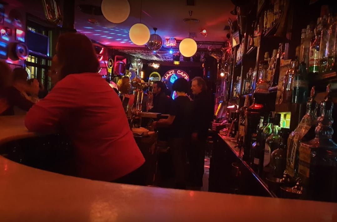 JAZZ CAFE