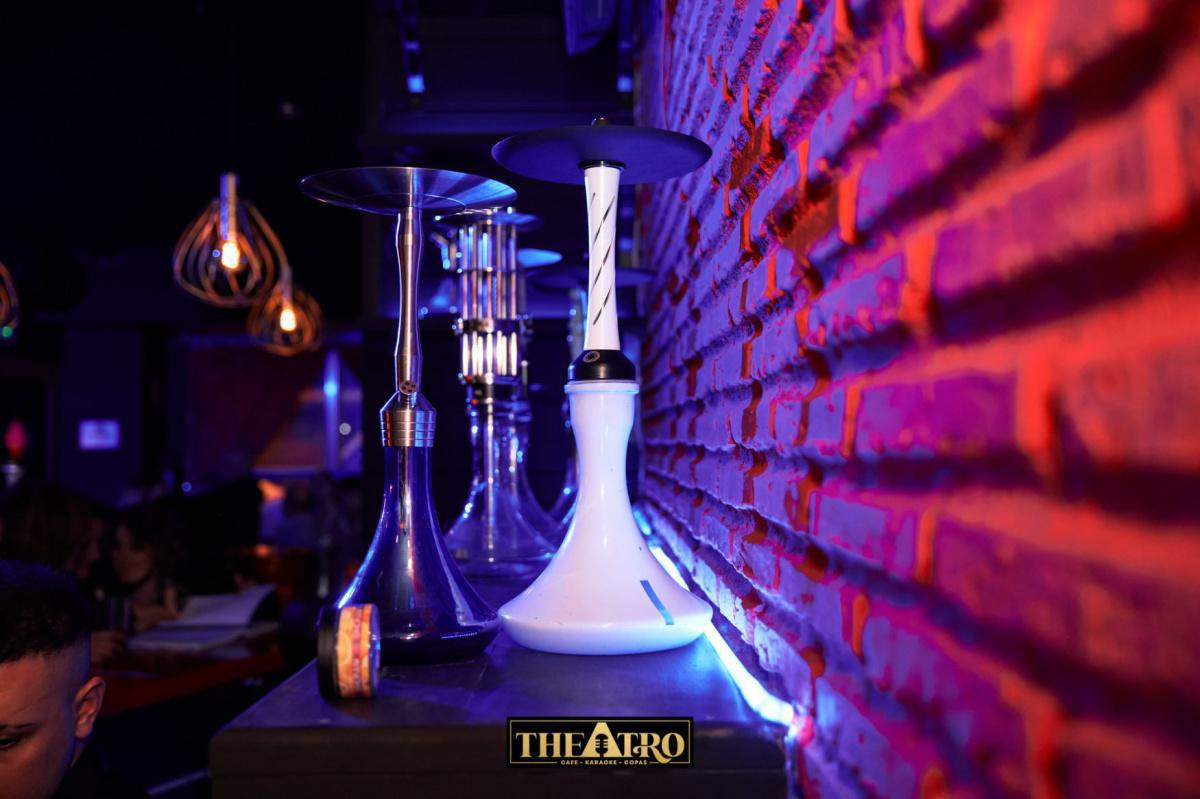 THEATRO KARAOKE