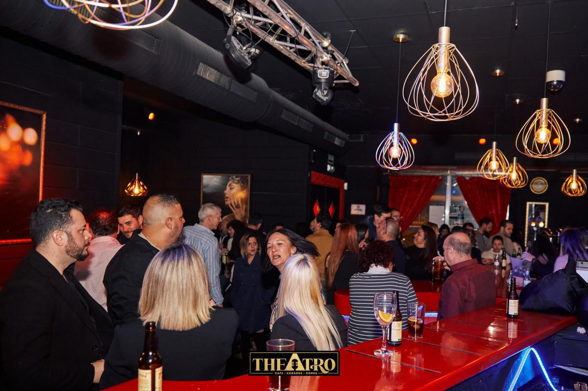 THEATRO KARAOKE