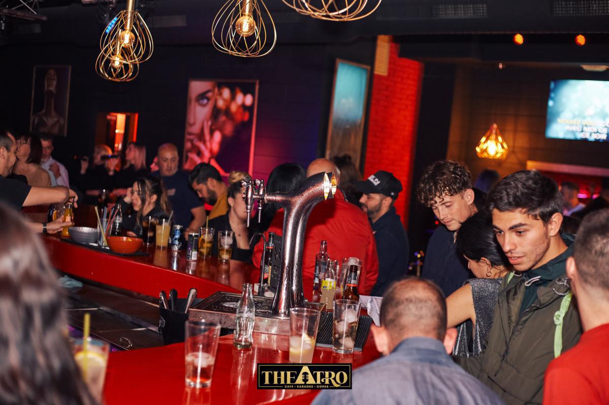 THEATRO KARAOKE