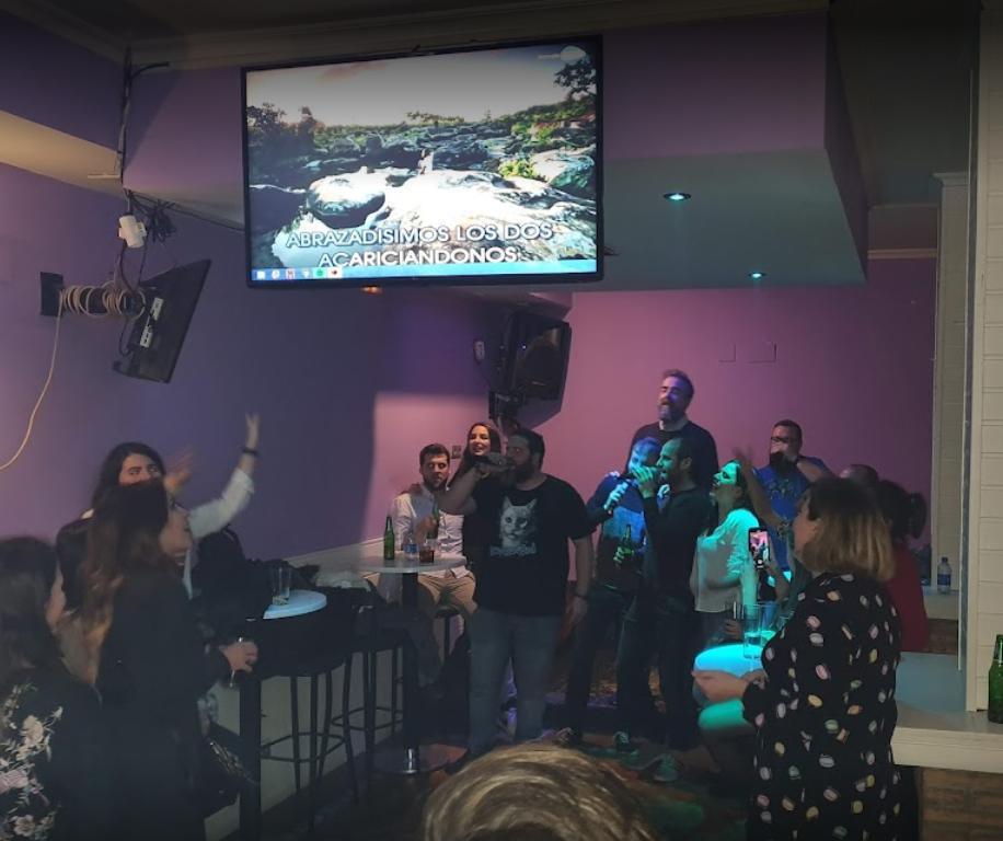 PUB KARAOKE EL CENTRAL