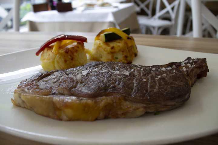 LA CRISTALERA GASTROBAR