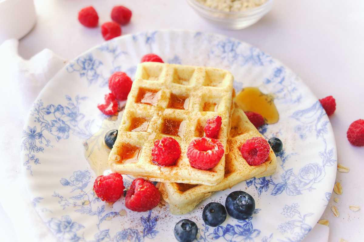 High Protein Waffles *Sponsored by FullWell Collagen Peptides High Protein Waffles *Sponsored by FullWell Collagen Peptides