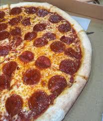 Benny's Pizza