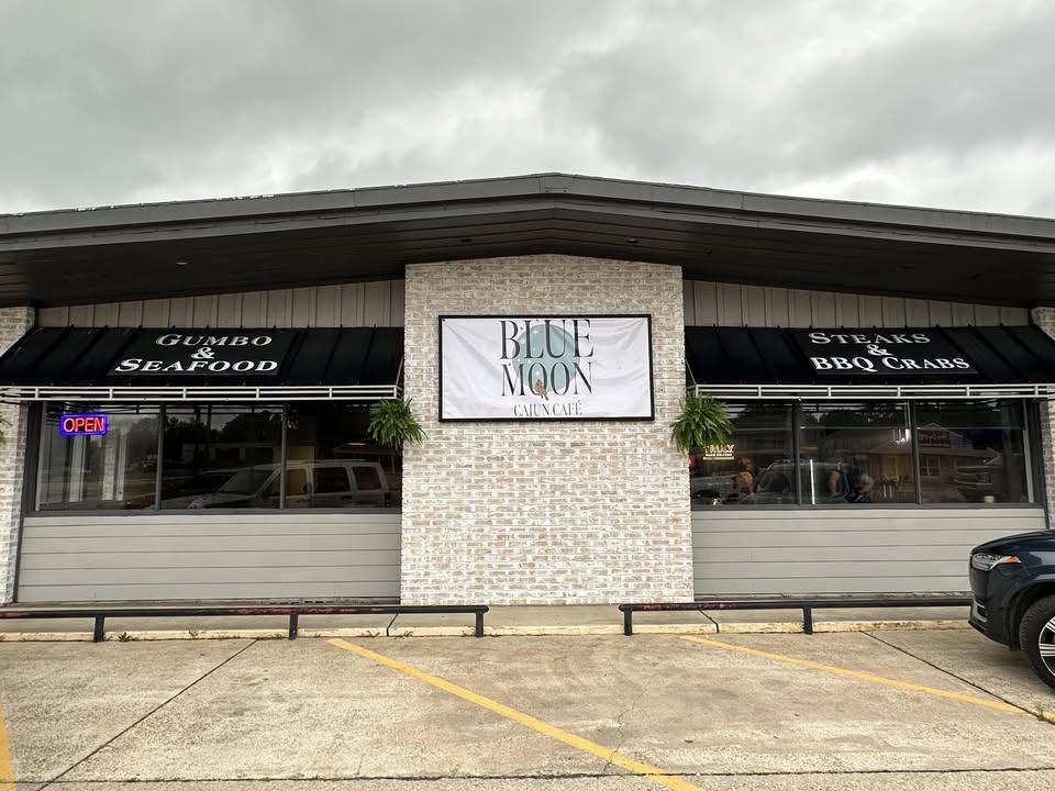 Blue Moon Cajun Cafe (Bridge City)