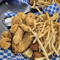 Blue Moon Cajun Cafe (Bridge City)