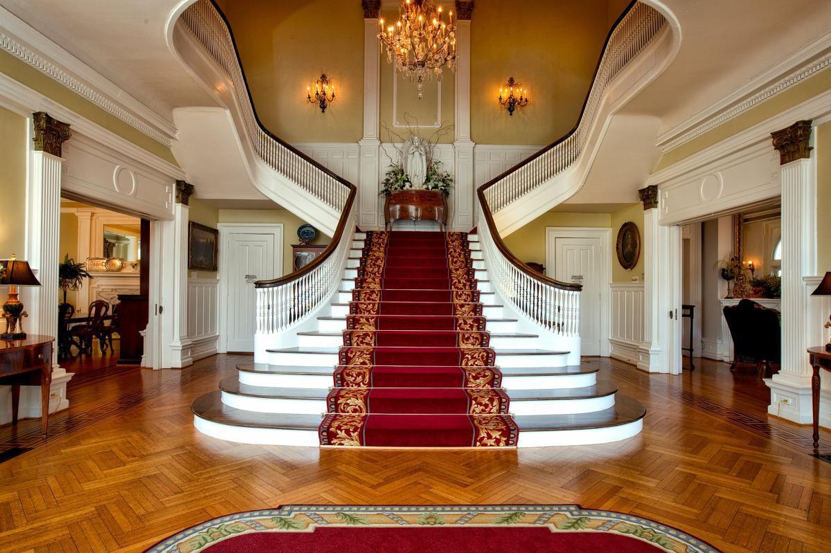 Explore Las Vegas From Our Neighborhood