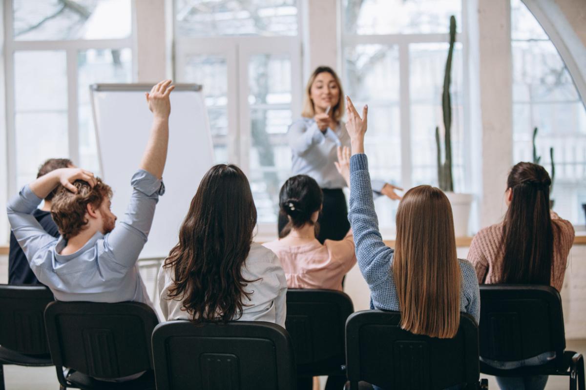 EJECUCIÓN DE CURSOS CON EL ENFOQUE DE COMPETENCIAS
