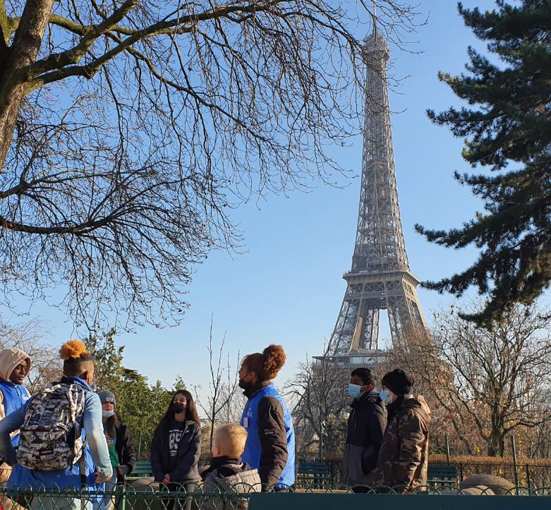 UN TOURISTE A PARIS mercredi 5 avril 2023 UN TOURISTE A PARIS mercredi 5 avril 2023