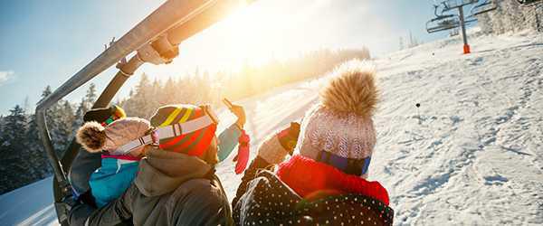 COLONIES DE VACANCES HIVER ET PRINTEMPS 2024 COLONIES DE VACANCES HIVER ET PRINTEMPS 2024