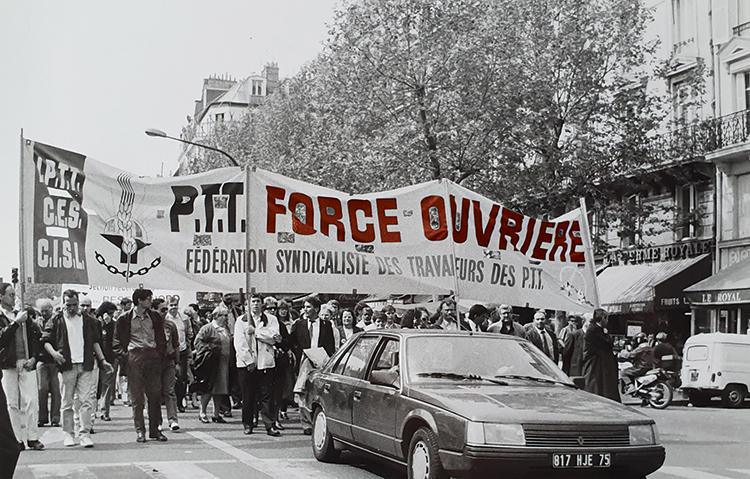 Jour 11 - La folle histoire des fonctionnaires de La Poste et d’Orange Jour 11 - La folle histoire des fonctionnaires de La Poste et d’Orange