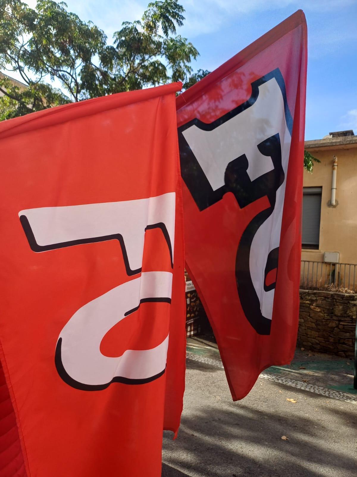 Per a difesa di u putere di compra. Pour la défense du pouvoir d'achat" FOCom Corsica in carrughju / FOCom Corsica dans la rue ! 