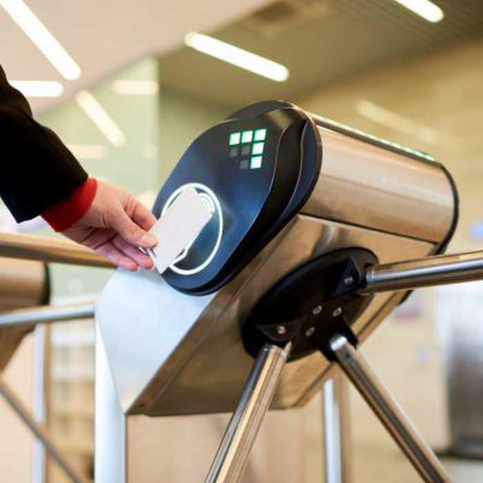 Protection et sécurité des agents publics : faire plus et mieux Protection et sécurité des agents publics : faire plus et mieux