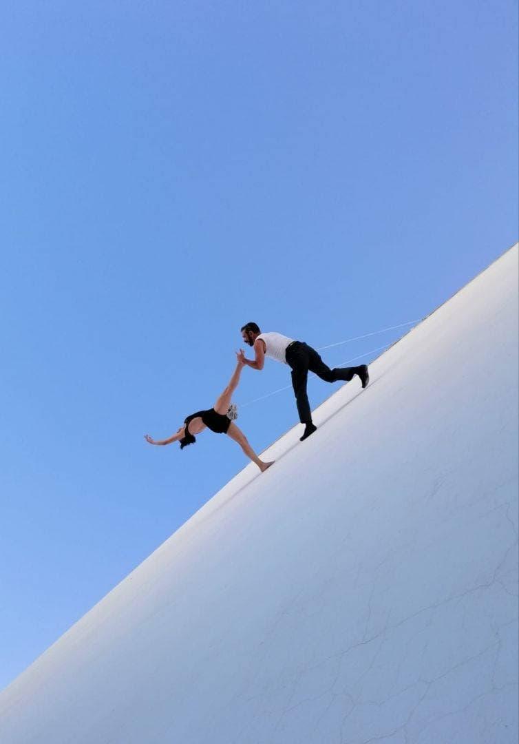 Danza Aérea / Compañía Subcielo, presenta: CÉLULA
