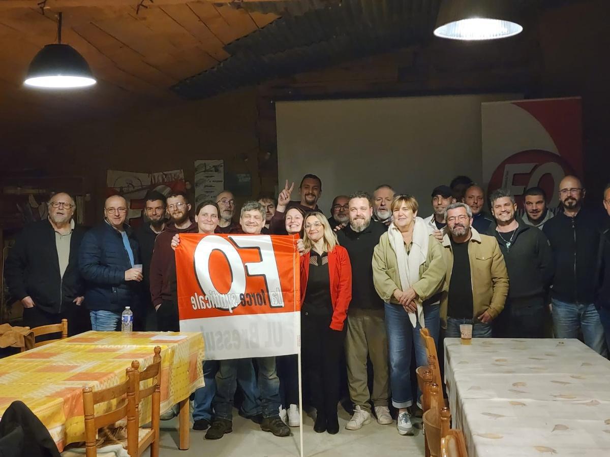 Heuliez bus sur une trajectoire ascendante Heuliez bus sur une trajectoire ascendante