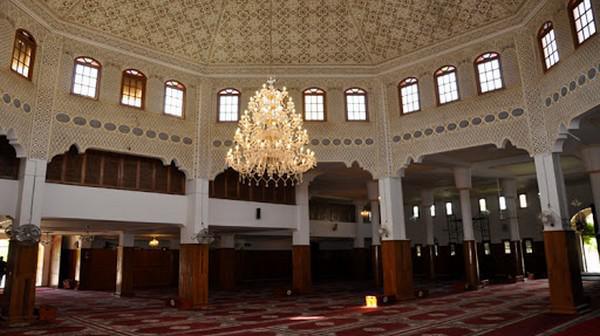 الفقيه بن صالح: "مسجد السلام" منارة دينية في خدمة برامج محو الأمية وتعلم علوم القرآن  الفقيه بن صالح: "مسجد السلام" منارة دينية في خدمة برامج محو الأمية وتعلم علوم القرآن